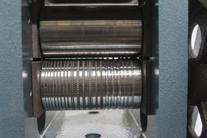 Johnson Tools 3" Marwari and Rajwari Lining Design Rolling Mill Machine For Gold and Silver Wire Designing Works